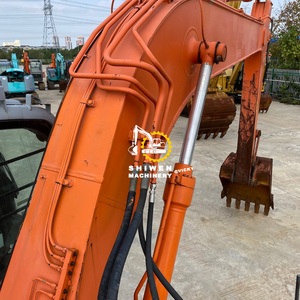 Excavadora Usada Hitachi ZX125US Japonesa Hitachi ZX123 ZX130 ZX135US ZX75 ZX120 Precio Bajo Componentes Principales Motor Isuzu Caja de Cambios - Product Image 5