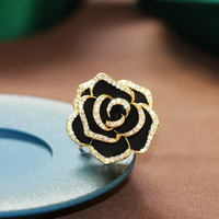 Bros bunga mawar hitam Fashion Modern Vintage Pria Wanita Pin bros pesta liburan hadiah pasangan perhiasan