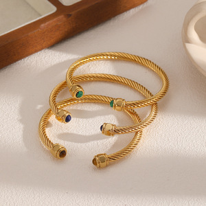 สร้อยข้อมือเหล็กไทเทเนียมลายเกลียวเรขาคณิต เครื่องประดับผู้หญิง ประดับด้วยหินธรรมชาติ ของขวัญสำหรับเธอ - Product Image 2