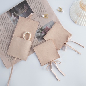<span class=keywords><strong>Pochette</strong></span> à bijoux en microfibre <span class=keywords><strong>rose</strong></span> de luxe de haute qualité, <span class=keywords><strong>pochette</strong></span> à bijoux à cordon de serrage de 6*6 cm, emballage élégant, conteneur à bijoux - Product Image 3