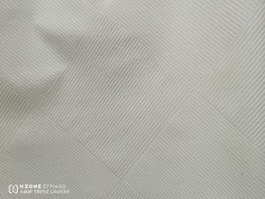 Proveedor de rollos de tela de microfibra de poliéster <span class=keywords><strong>100</strong></span>% con relieve, precio económico de fábrica en China 2026, para fundas de almohada - Product Image 5