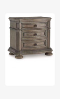 Lit double Queen en bois massif modèle 888 American Vintage, chêne vieilli sculpté, design moderne pour usage domestique et mariages