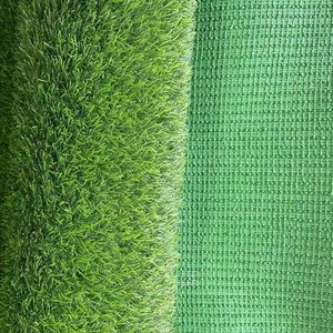 Rotoli di erba sintetica in erba sintetica 40mm tappeto erboso artificiale personalizzato tappeto <span class=keywords><strong>verde</strong></span> prato - Product Image 1