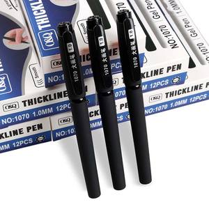 O & Q 판촉 저렴한 플라스틱 볼펜 사용자 정의 로고 대용량 블루/블랙 잉크 1.0mm 소프트 터치 사무실 학교 사용 펜 - Product Image 2