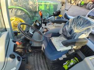 รถแทรกเตอร์ T1654พร้อมรถตักดินอุปกรณ์การเกษตรใหม่และฮอลแลนด์ - Product Image 2