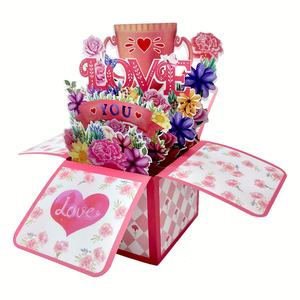 Tarjeta de Felicitación 3D Pop-up Cuadrada Hecha a Mano con Papel Decorativo para Cumpleaños, San Valentín, Celebraciones de Amor, Diseño Plegable Único y Personalizado - Product Image 1