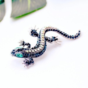Broche fantaisie en strass en forme de lézard pour <span class=keywords><strong>femme</strong></span>, broche et épinglette de fête en forme de gecko, bijoux de vêtements vintage en métal - Product Image 2