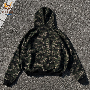 Sudadera con capucha y cremallera de camuflaje corta, de felpa francesa 100% algodón de alta calidad, con estampado DTG completo y logotipo personalizado - Product Image 3