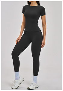 Completo Set Yoga Donna: Leggings Svasati <span class=keywords><strong>in</strong></span> Nylon e T-shirt Sexy - Ideale per Palestra e Allenamento (Vendita all'ingrosso) - Product Image 5