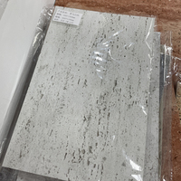 Panneaux flexibles artificiels en travertin imprimés en 3D modernes Faux carrelage d'extérieur pour hôtels Revêtement mural souple Intérieur Grande dalle