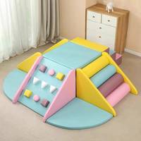 Équipement de jeu intérieur en PVC et éponge de haute qualité pour espace de jeu intérieur, combinaison de canapés adorables en forme de fruits