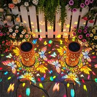 TSINYE Bunte Schmetterling Solarbetriebene Wasserdichte Metall-Hänge-LED-Laternen IP-Zertifizierte Outdoor-Gartendekoration Metall-Kunst Solar