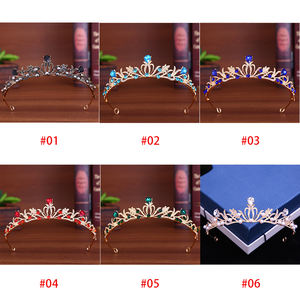 Koreaanse Eenvoudige Trouwjurk Bruids Kroon Barok Strass Parel Verjaardagsfeestje Tiara Luxe Beauty Accessoires Voor Vrouwen - Product Image 5