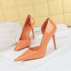 Chaussures de mode pour femmes en cuir verni, talons de 7/10,5 cm, bout pointu en métal, escarpins de soirée de haute qualité, modèle 2025 - Product Image 5