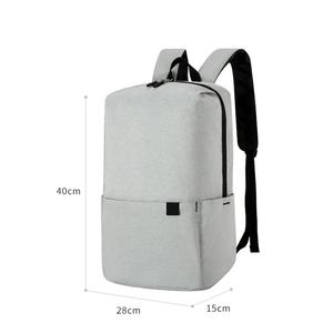 Mochila Oxford Personalizada con Cierre, Ligera, para el Día a Día, con Banda Reflectante, Resistente, para Estudiantes, Viajes, Portátil e Impermeable - Product Image 4