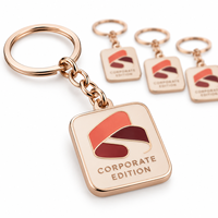 Porte-clés carré en métal émaillé personnalisé pour entreprise, avec logo sur mesure, vente en gros, cadeau promotionnel, fournisseur en vrac, fabricant
