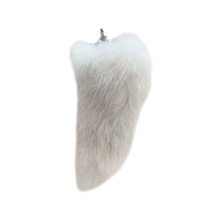 Jouet pour chat naturel en queue de lapin parfumée pour le jeu autonome, soulagement de l'ennui, jouet suspendu pour chat avec clochette pour l'entretenir - Product Image 6