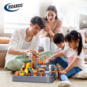 Juguete de Pista de Carreras con Autos para Niños, Set de Ingeniería con 3 Mini Autos para Niños, Juguete de Aventuras - Product Image 2