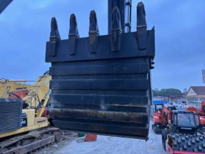 Escavatore Idraulico Cingolato Usato <span class=keywords><strong>Hyundai</strong></span> HX220HD da 22 Tonnellate di Alta Qualità con Motore e Componenti Pompa Originali - Opzione in Offerta Speciale - Product Image 6