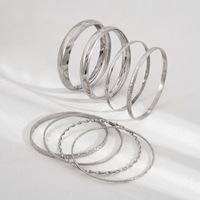 Ensemble de huit bracelets en fer à motif cercle brillant, style minimaliste et polyvalent, chaîne de main tendance, cadeau de créateur de niche