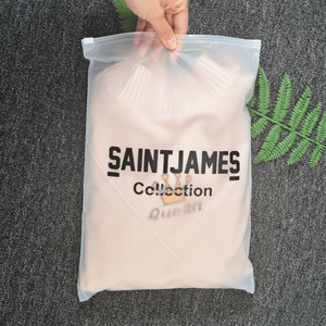 Bolsa de Plástico Transparente Personalizada con Cierre Deslizante Esmerilado para Camisetas, Bolsas de Plástico con Cierre para Ropa, Bolsas con Logotipo - Product Image 4