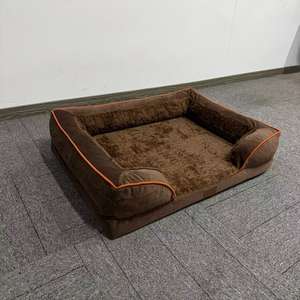سرير حيوانات أليفة كبير قطيفة على الطراز الحديث سرير كلب قابل للغسل عصري بأحجام مختلفة - Product Image 5
