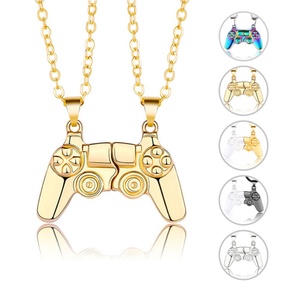 1 par/set Collar con Colgante de Consola de Juegos <span class=keywords><strong>PS4</strong></span> de Moda para Mujeres y Hombres, Collar Magnético de Aleación Plateada para Parejas, Día de San Valentín - Product Image 1
