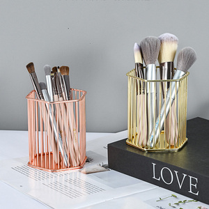 Porte-stylo en métal or <span class=keywords><strong>rose</strong></span> porte-pinceau <span class=keywords><strong>de</strong></span> maquillage <span class=keywords><strong>organisateur</strong></span> <span class=keywords><strong>de</strong></span> <span class=keywords><strong>bureau</strong></span> - Product Image 4