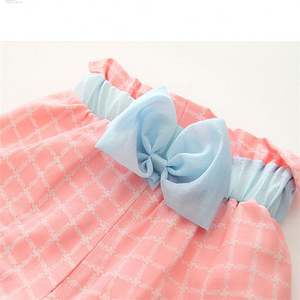 Ensemble de vêtements d'été pour bébés filles, nouveau design coréen 2019, avec t-shirt à nœud papillon et short à carreaux, prix d'usine - Product Image 3