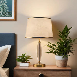 Lampe de table en cristal à intensité variable de style nordique européen, gris luxueux, blanc chaud 2700K, garantie 1 an, chambre principale, hôtel, canapé - Product Image 5