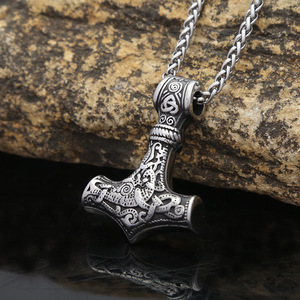 Colgante de martillo de Thor vikingo y único, collar unisex de acero inoxidable, regalo, joyería de moda - Product Image 1