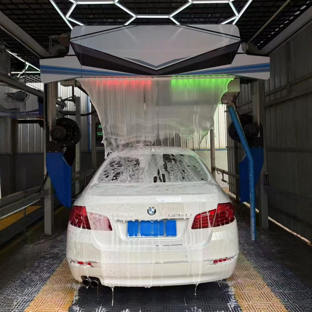 360 Degree Non Contact Car Wash Equipment Fully Automatic With Foam Wax Rinse and Dry in One Machine