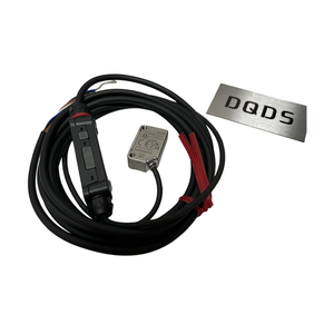 Sensor Láser KEYENCE LR-X50 Original de Marca, Tipo de Cable Estándar, Respuesta de Alta Velocidad, Salida NPN/PNP, DC 10-30V, Distancia de Detección - Product Image 2