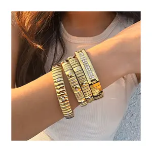 Statement minimalist shine diamond smooth open bangle wholesale 18k gold filled tarnish free women luxury jewelry bracelet set
