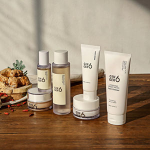 GINGER6 Coffret cadeau de soins de la peau végétaliens de routine complète 6PCS Sérum tonique Crème hydratante pour une peau éclatante et saine - Product Image 1