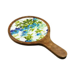 Planche à découper à pizza ronde en bois et résine avec poignée pour collations de café à la maison servant des boîtes en bois et des panneaux muraux par FWE - Product Image 1