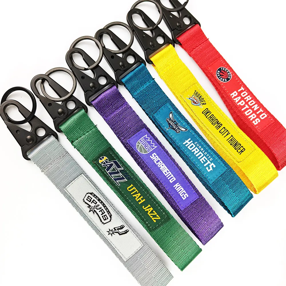 Factory Supply Basketball Keychain Low MOQ Keychain Wristlet Universal Keychain Multiple Teams