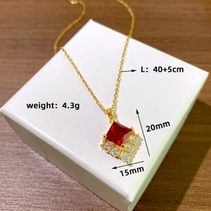 Collar Minimalista de Acero Inoxidable 304 Chapado en Oro con Colgante Geométrico de Flor con Circonita y Cadena de Cable - Product Image 2