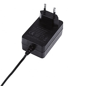 Caméra espion murale cachée noir et blanc à prix avantageux, prise de chargeur, DC 12V 2A, garantie de 2 ans - Product Image 5