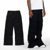 Großhandel Maßgeschneiderte Weite Denim-Hosen Baggy-Fit Schwarze Jeans für Herren Vielseitiger Stil Stacked Parachute Cargo-Jeans