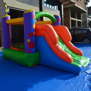 Château gonflable commercial pour enfants à bon prix avec toboggan B3095 - Product Image 1