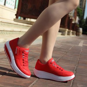 Baskets décontractées d'hiver pour femmes avec chaussures de marche de sport légères et respirantes à lacets Zapatillas Mujer avec coin pour la course - Product Image 6