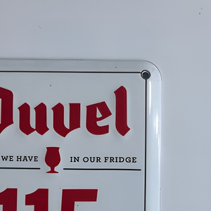 Panneau mural en métal vintage <span class=keywords><strong>Duvel</strong></span> avec finition émaillée, design personnalisé, modèle 115, logo <span class=keywords><strong>Duvel</strong></span> et inscription « Entrez, nous avons du lait au réfrigérateur » - Product Image 4