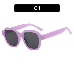 Lunettes de soleil vintage rectangulaires irrégulières avec logo personnalisé, verres UV400, lunettes de soleil pour femmes - Product Image 6