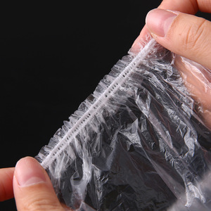 Gorro de ducha desechable, cubrecabeza de plástico impermeable, gorro de ducha transparente para teñir el cabello en hoteles, elástico y ajustable. - Product Image 3