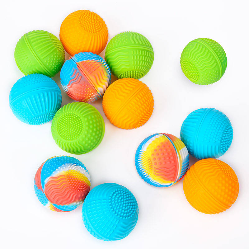 มีสีสัน