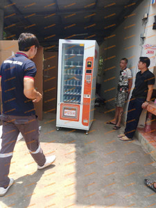 XY Nhỏ Maquina Expendedora Thực Phẩm Và Đồ Uống Combo Máy Bán Hàng Tự Động - Product Image 2