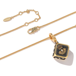 Collana con Ciondolo Cubo 3D CZ Nero, Corona, Alfabeto, Smiley, Dado, Gioielli Scintillanti Streetwear per Donna - Product Image 4