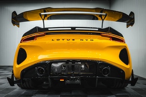 Kits de carrosserie de becquet d'aile arrière version course en fibre de carbone nouveau design pièces de becquet arrière pour Lotus Emira - Product Image 4