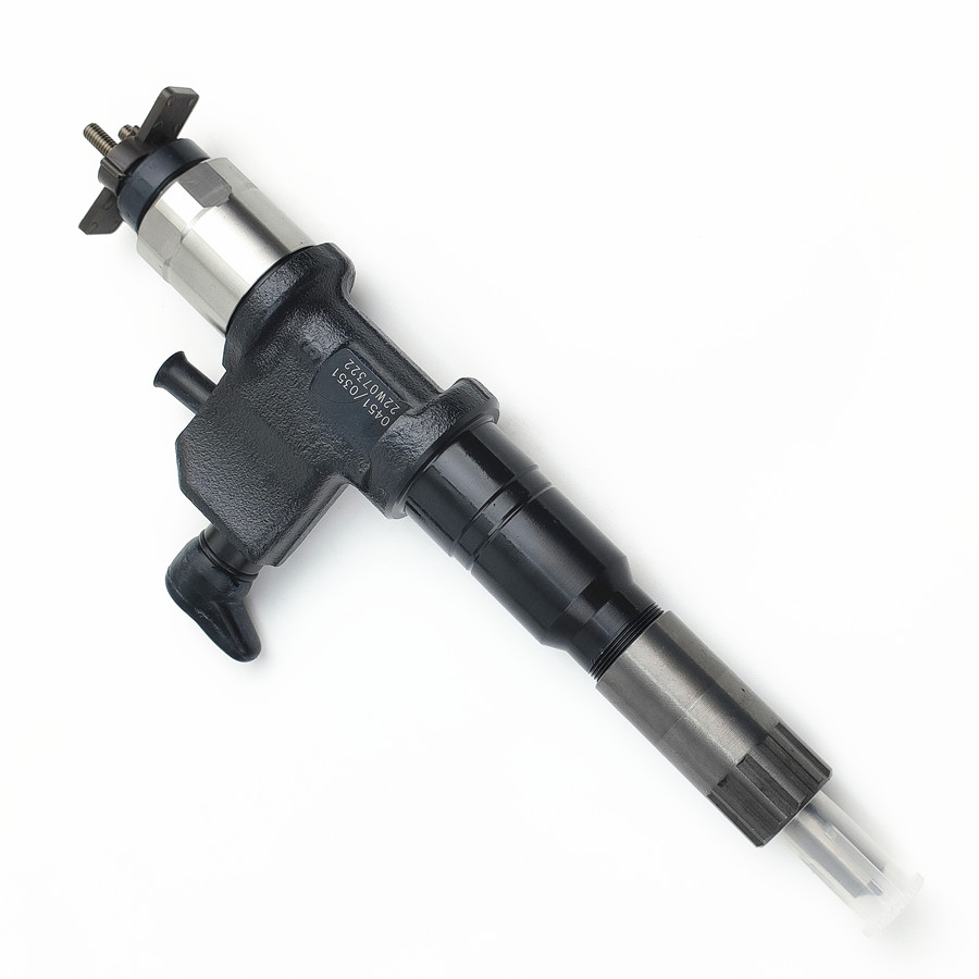 High Performance Diesel Injector 295050-0451 Common Rail Fuel Injetor 8-97622035-0 for ISUZU